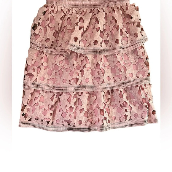 CHI CHI LONDON NWOT Tiered Ruffle Crochet Lace Dress size 8 - Picture 5 of 8